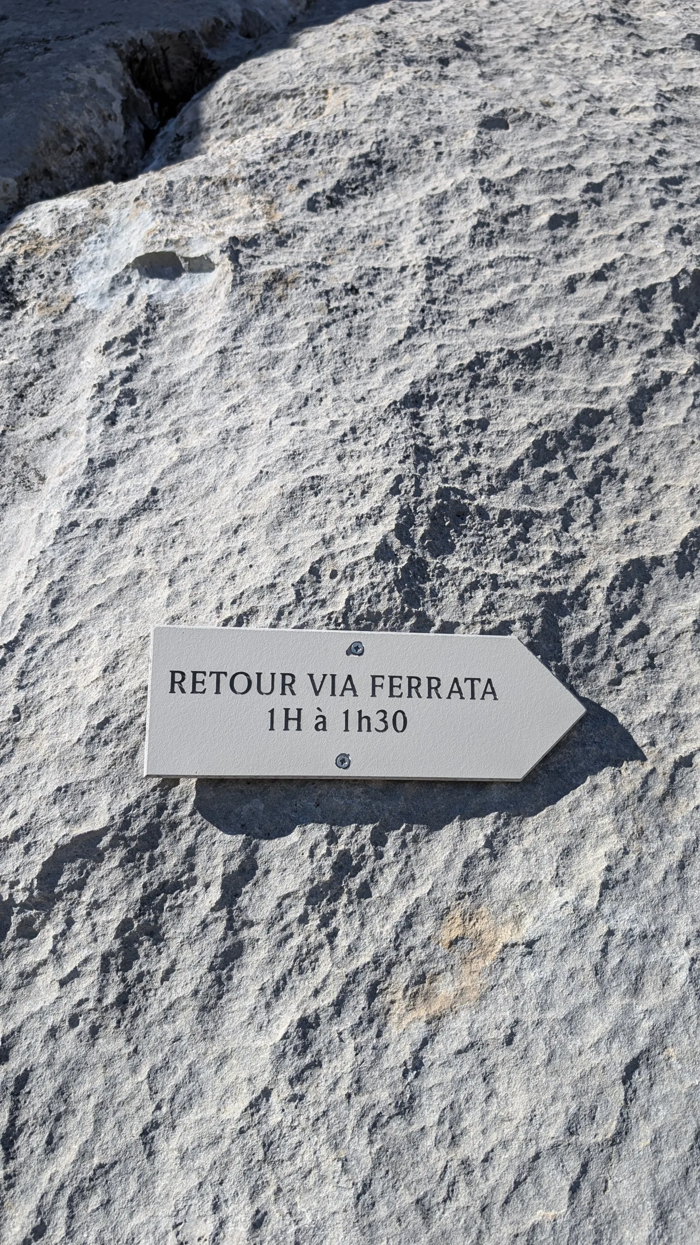 panneau retour via ferrata la tour du jallouvre au grand-bornand