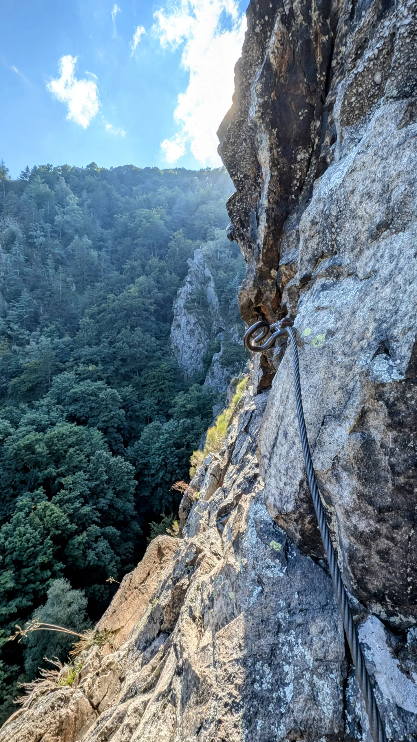 sur la via ferrata de planfoy